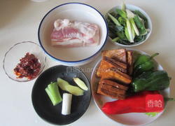 香干回锅肉的做法图解1