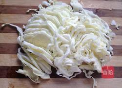 小炒包菜丝的做法图解2