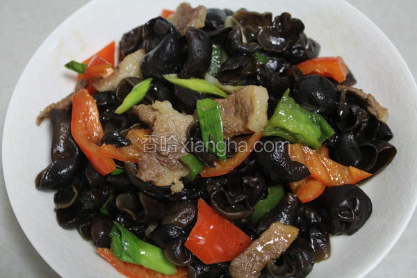 黑木耳炒肉片