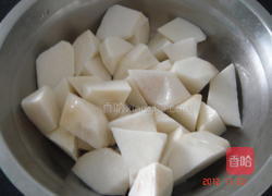 鸡肉烧芋头的做法图解3