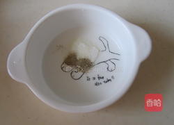 蚕豆炒虾仁的做法图解4