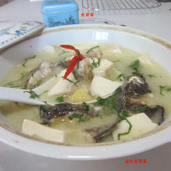 清淡豆腐柴鱼汤的做法[图]