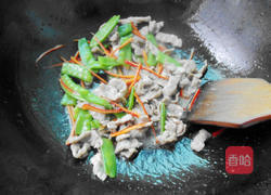 黑椒牛肉炒意面的做法图解7