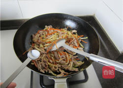榨菜炒肉丝的做法图解11