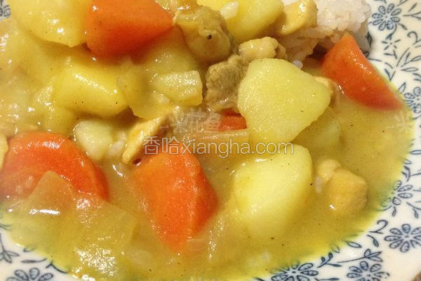 咖喱土豆鸡肉饭