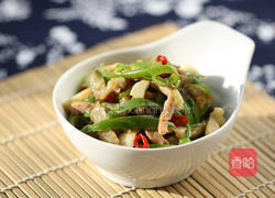 青椒榨菜肉丝的做法图解8