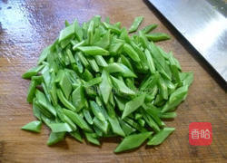 橄榄菜炒油豆角的做法图解2