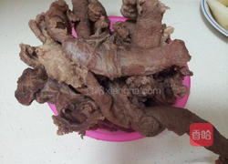 广式牛腩煲的做法图解3