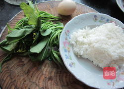 青菜炒饭的做法图解1