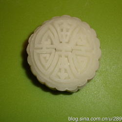 紫薯冰皮月饼的做法[图]