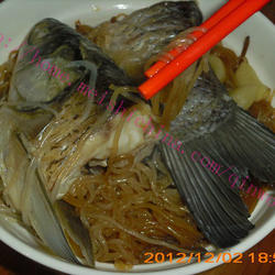 粉条蒸鱼的做法[图]
