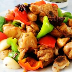 菜椒炒鸡块的做法[图]