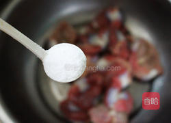 脆辣鸡胗的做法图解2