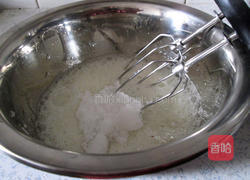 草莓生日蛋糕的做法图解7