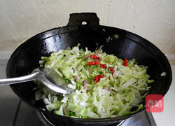 包菜肉丝的做法图解7