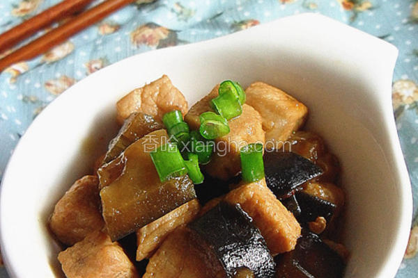 茄子炒肉丁