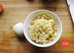 桂圆红枣炖鸡蛋的做法图解3