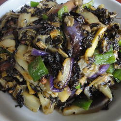 梅干菜烧茄子的做法[图]