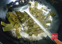 咸菜香干炒海带的做法图解5