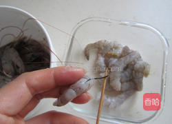 鲜虾双笋沙拉的做法图解1