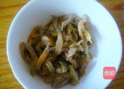 榨菜青椒肉丝的做法图解1