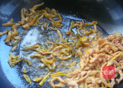 榨菜青椒肉丝的做法图解7