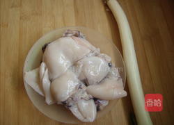 大葱炒目鱼的做法图解1