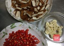 米椒香干的做法图解1