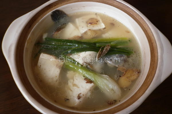 蟹虎炖嫩豆腐