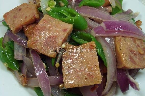 青椒洋葱炒火腿