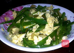 青椒榨菜丝炒鸡蛋的做法图解9