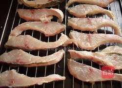 上海本帮菜_爆鱼的做法图解2