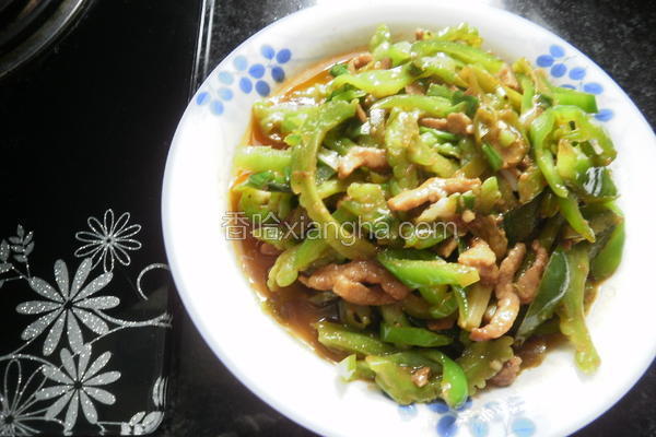青椒苦瓜炒肉丝