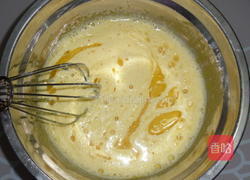 新年快乐蛋糕卷的做法图解3