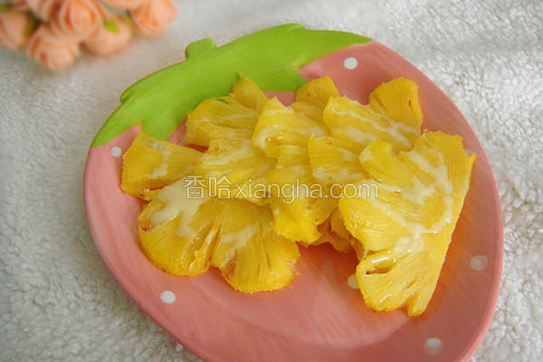 奶香蜜汁烤菠萝