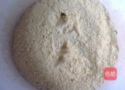 杂粮肉窝头的做法图解2