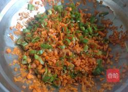 杂粮肉窝头的做法图解3