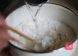 果子蛋花甜汤的做法图解1