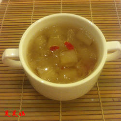 雪梨银耳汤的做法[图]