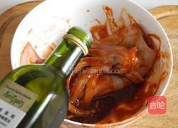 烤鱿鱼配橄榄沙拉的做法图解3