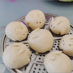 小兔子豆沙包的做法[图]
