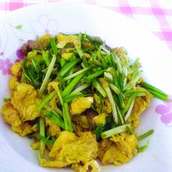蒜苗鸡蛋炒肉丝的做法[图]