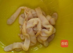 韭黄炒沙虫的做法图解2