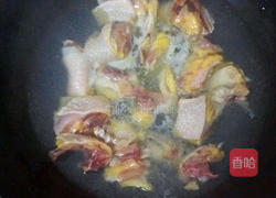 土豆香菇红烧鸡的做法图解2