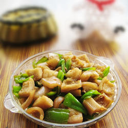 辣椒炒肉皮的做法[图]