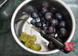 提子牛奶冰棒的做法图解1