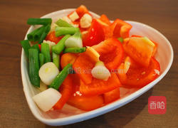 甜椒花菜的做法图解1