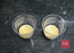 黄桃慕斯杯的做法图解10