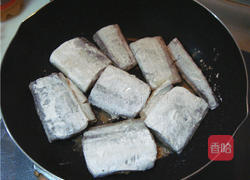 刀鱼烧白菜的做法图解9