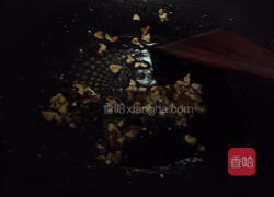 核桃仁拌香芹的做法图解7